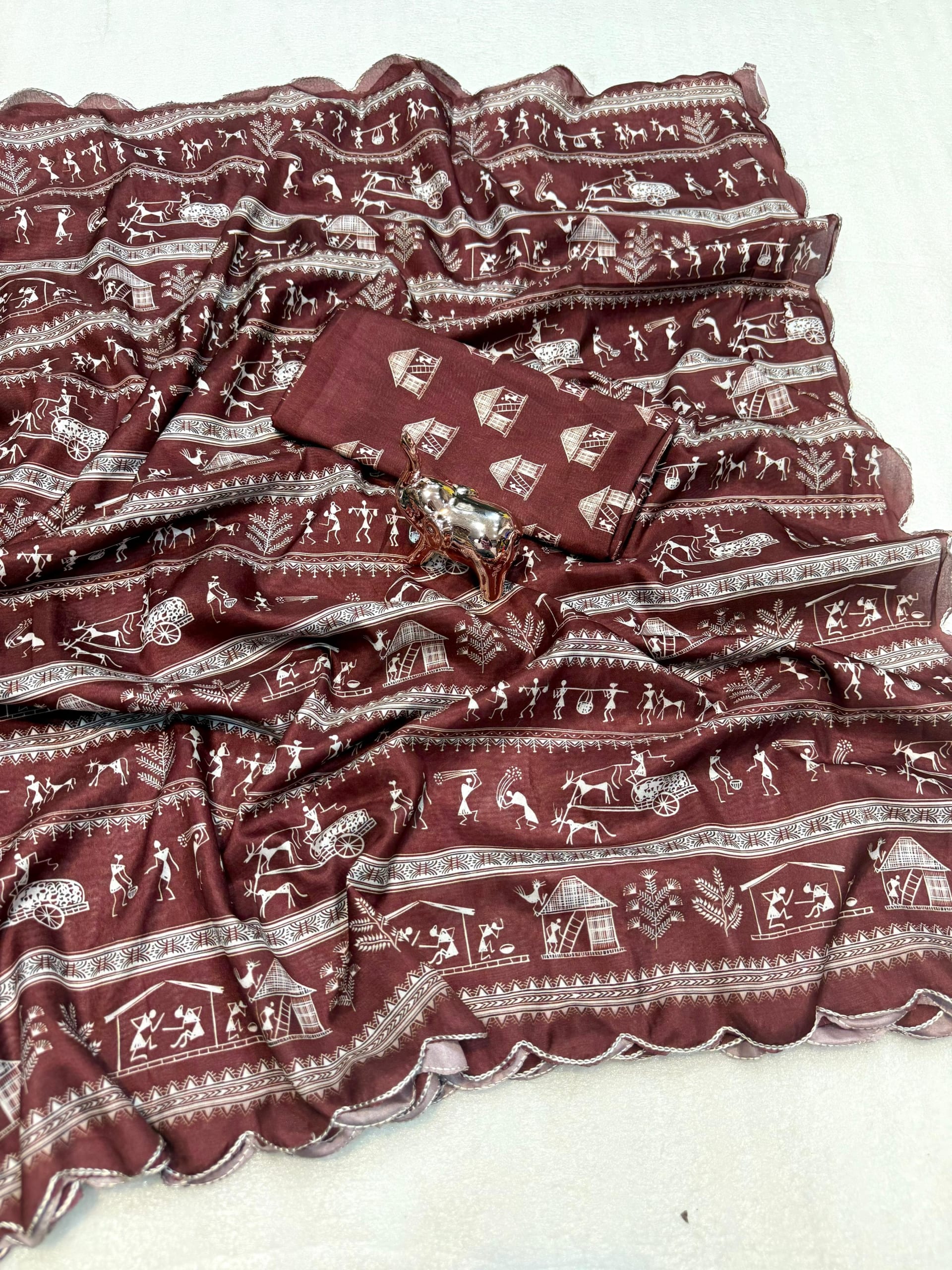 Dola Silk Digital Warli Printed Cutwork Saree with Ikat Blouse - View 5