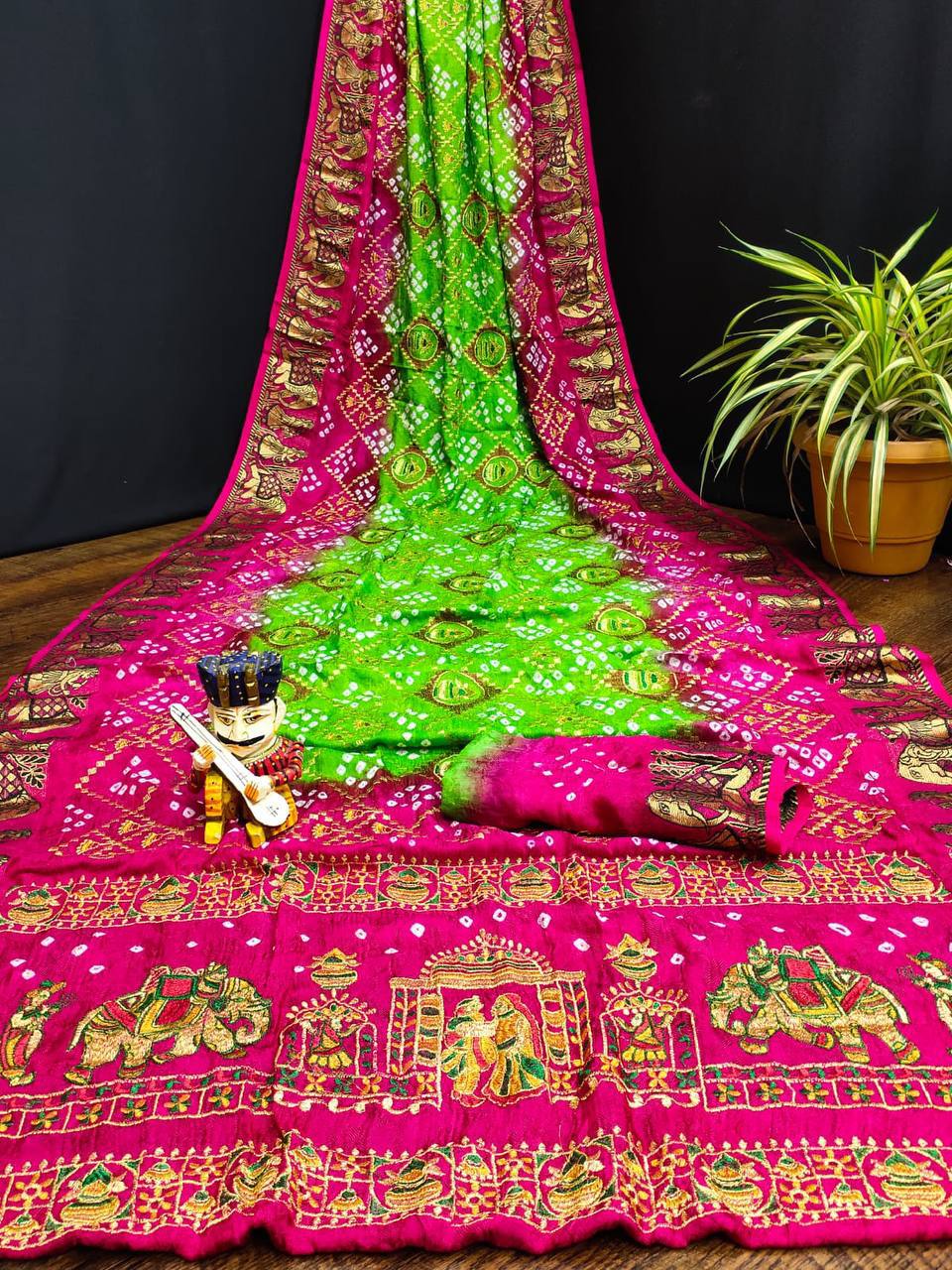Traditional Bandhej Saree with Royal Kathiyawadi Embroidery - View 8