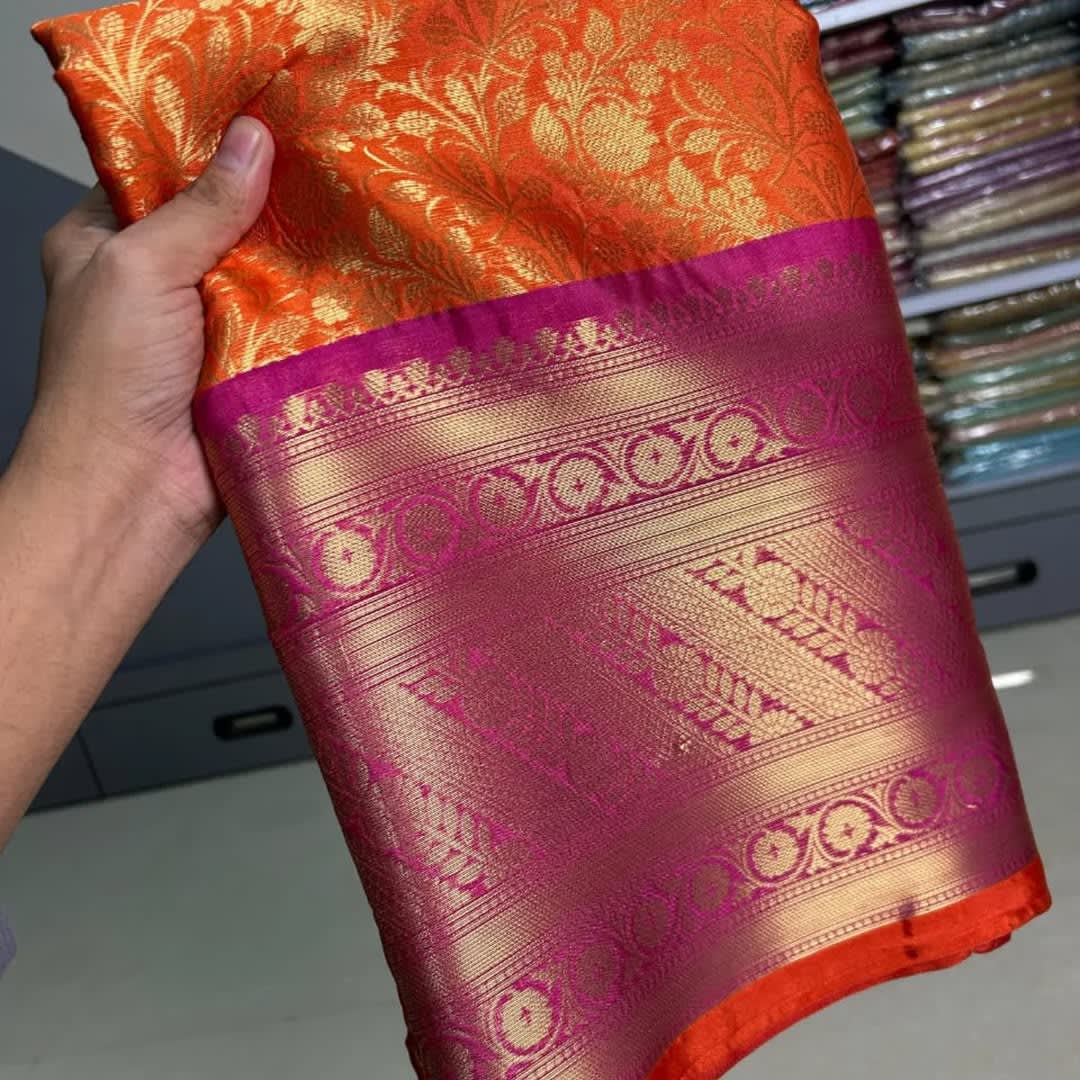 Banarasi Zari Tanchui Kanjeevaram Silk Saree - View 5