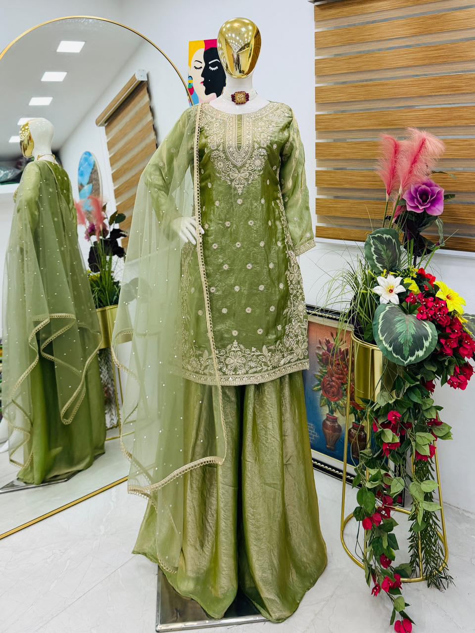New Designer Party Top, Palazzo & Dupatta Set - View 7