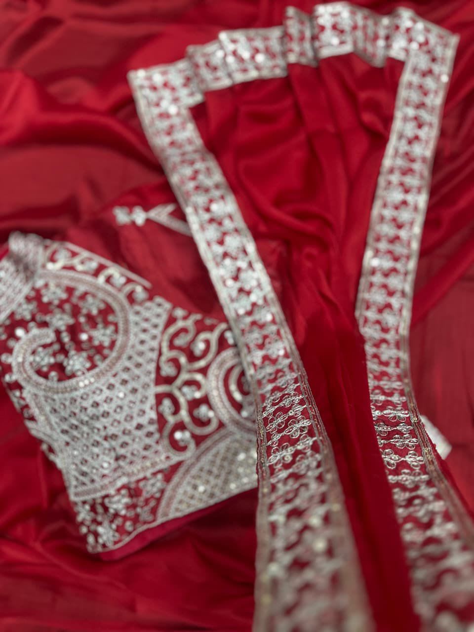 New Super Trending Ready-to-Wear Saree with Embroidered Blouse - View 6