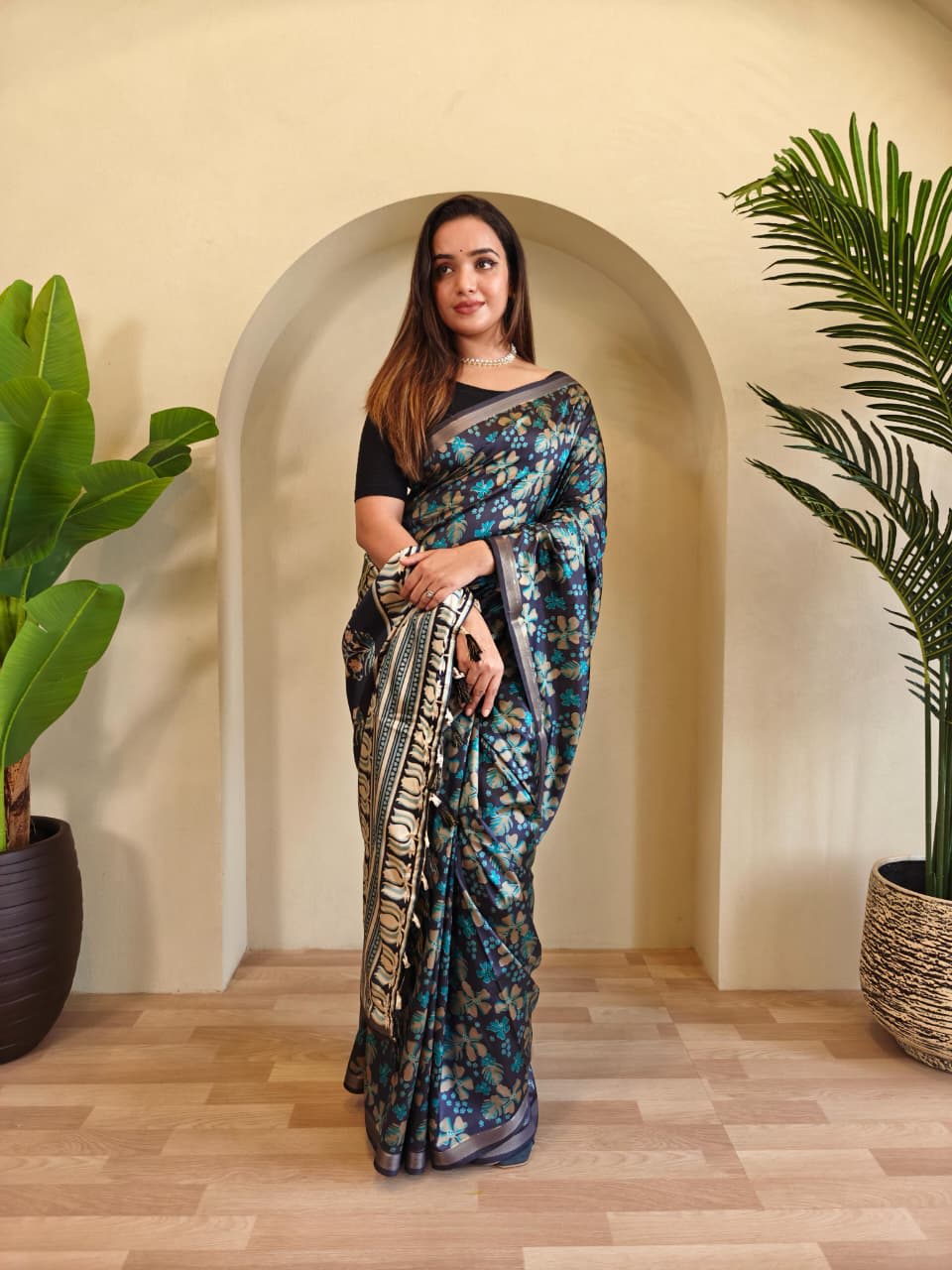 Pure Dola Viscose Saree – Catalogue: Akshar - View 3