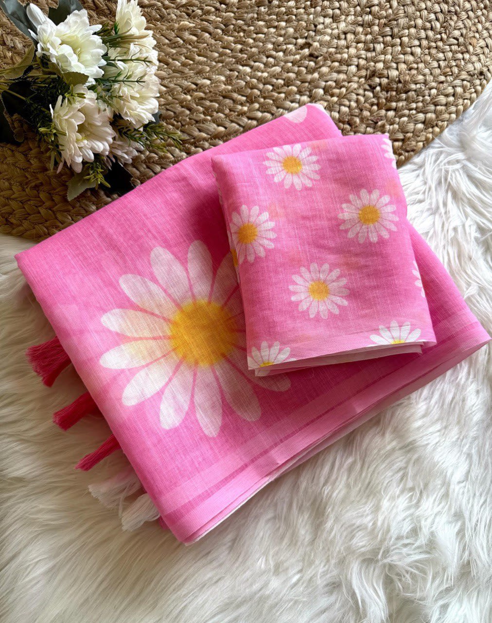 Pure Linen Digital Floral Saree - View 7