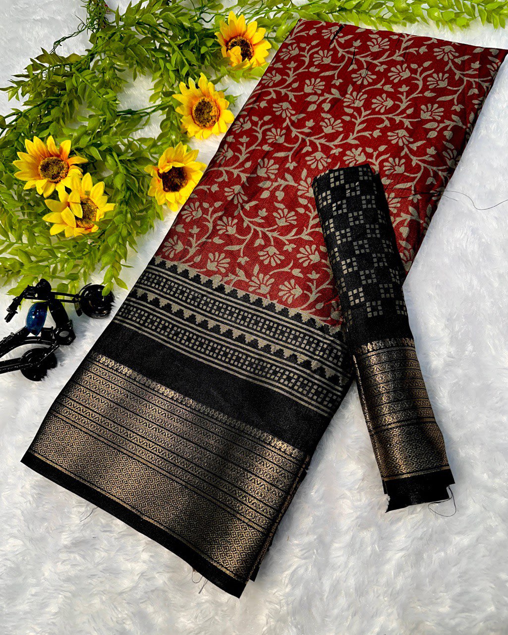 A Dola Silk Saree with Pen Kalamkari Design