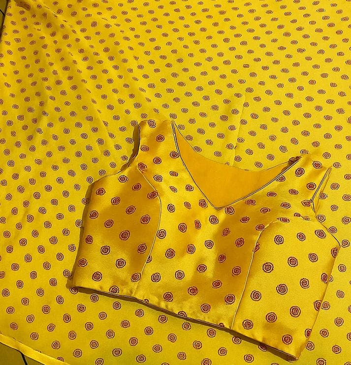 Combo: 2 Lightweight Floral Sarees - Mirror Work - View 4