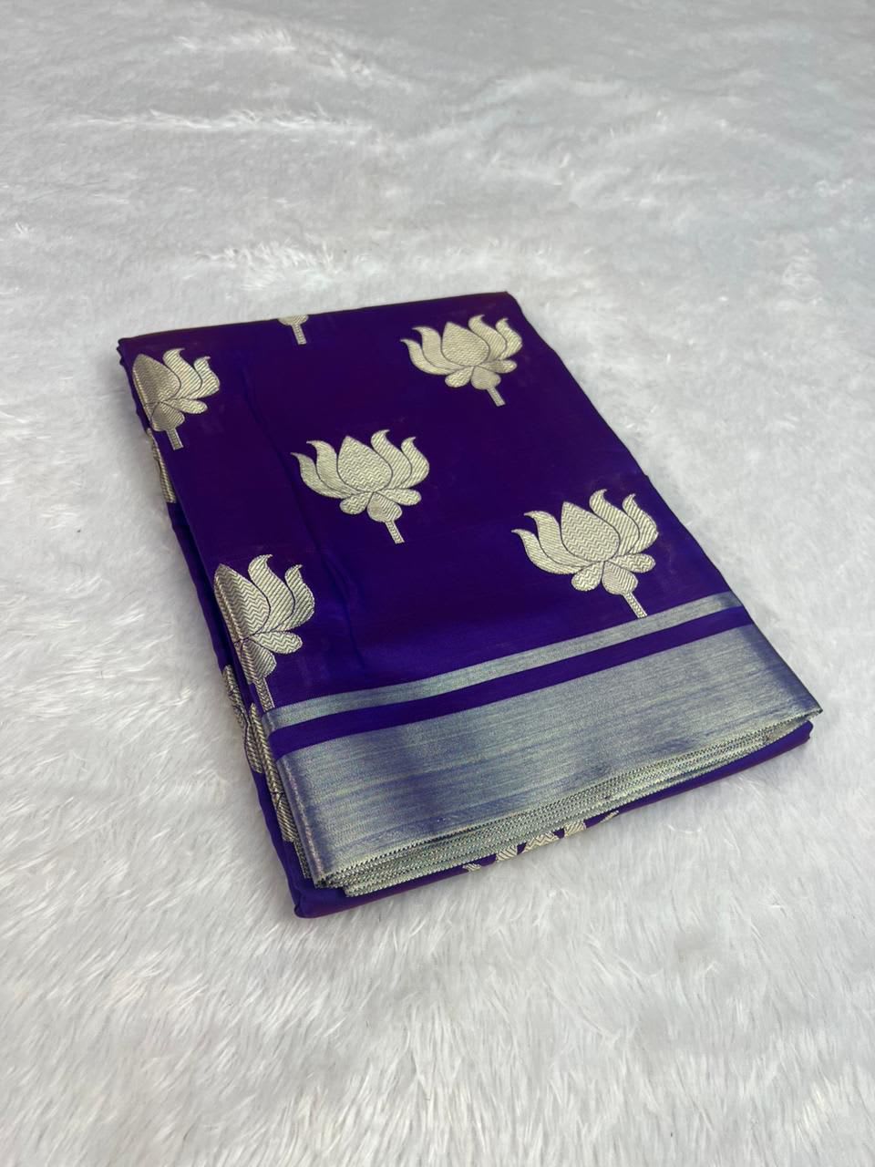 KAJOL MA’AM Inspired Banarasi Silk Collection - View 2