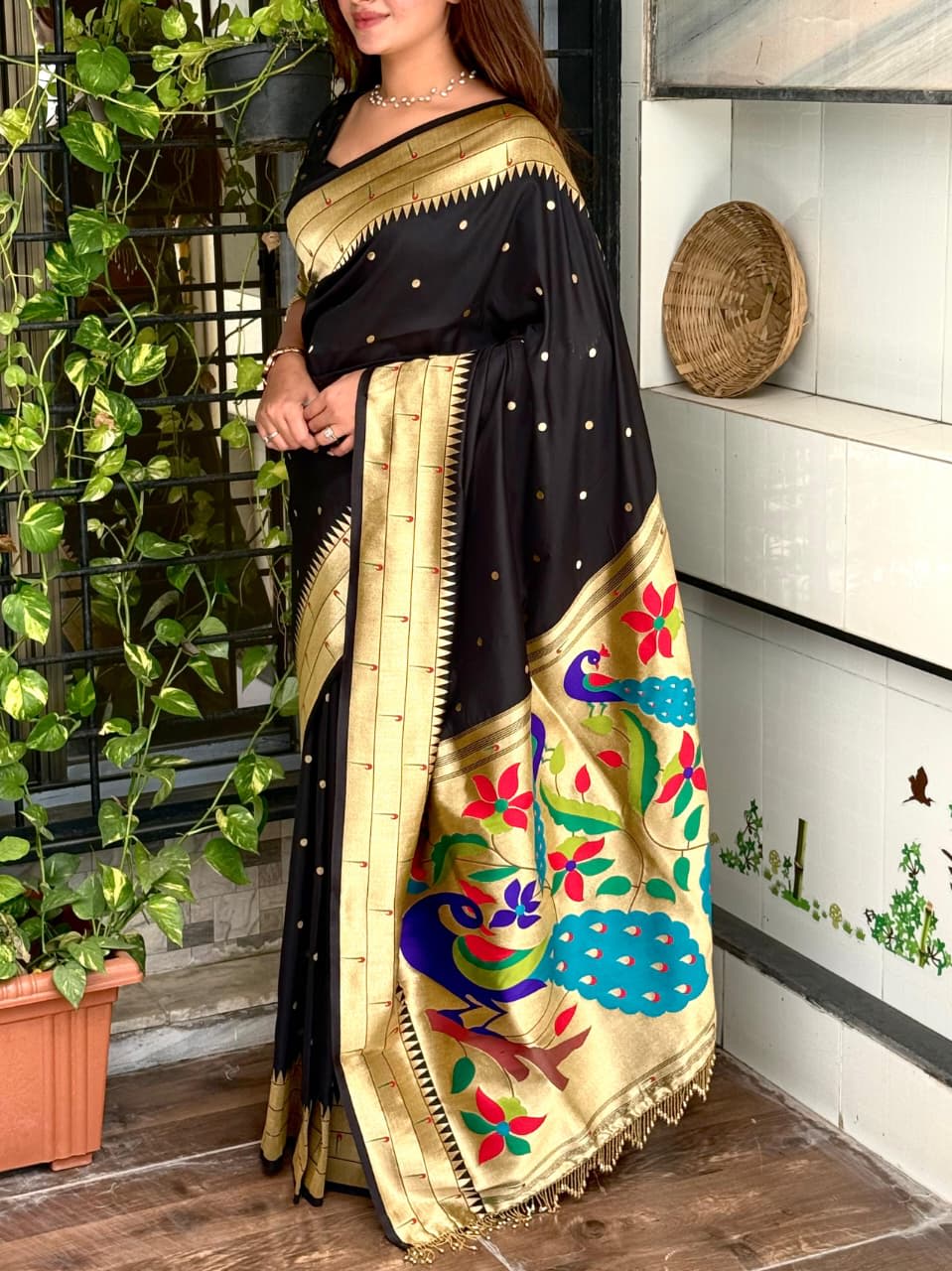 A Royal Blend of Tradition & Luxury Paithani Saree - Premium Silk Jacquard Saree Online India - Buy at ₹2579 - Image 1