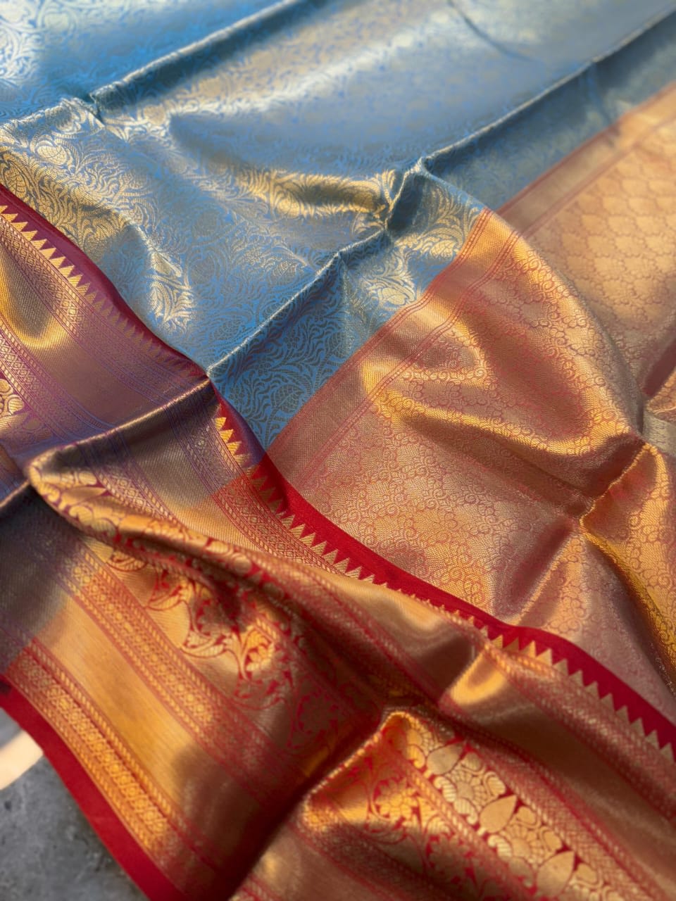 Banarasi Zari Tanchui Silk Saree