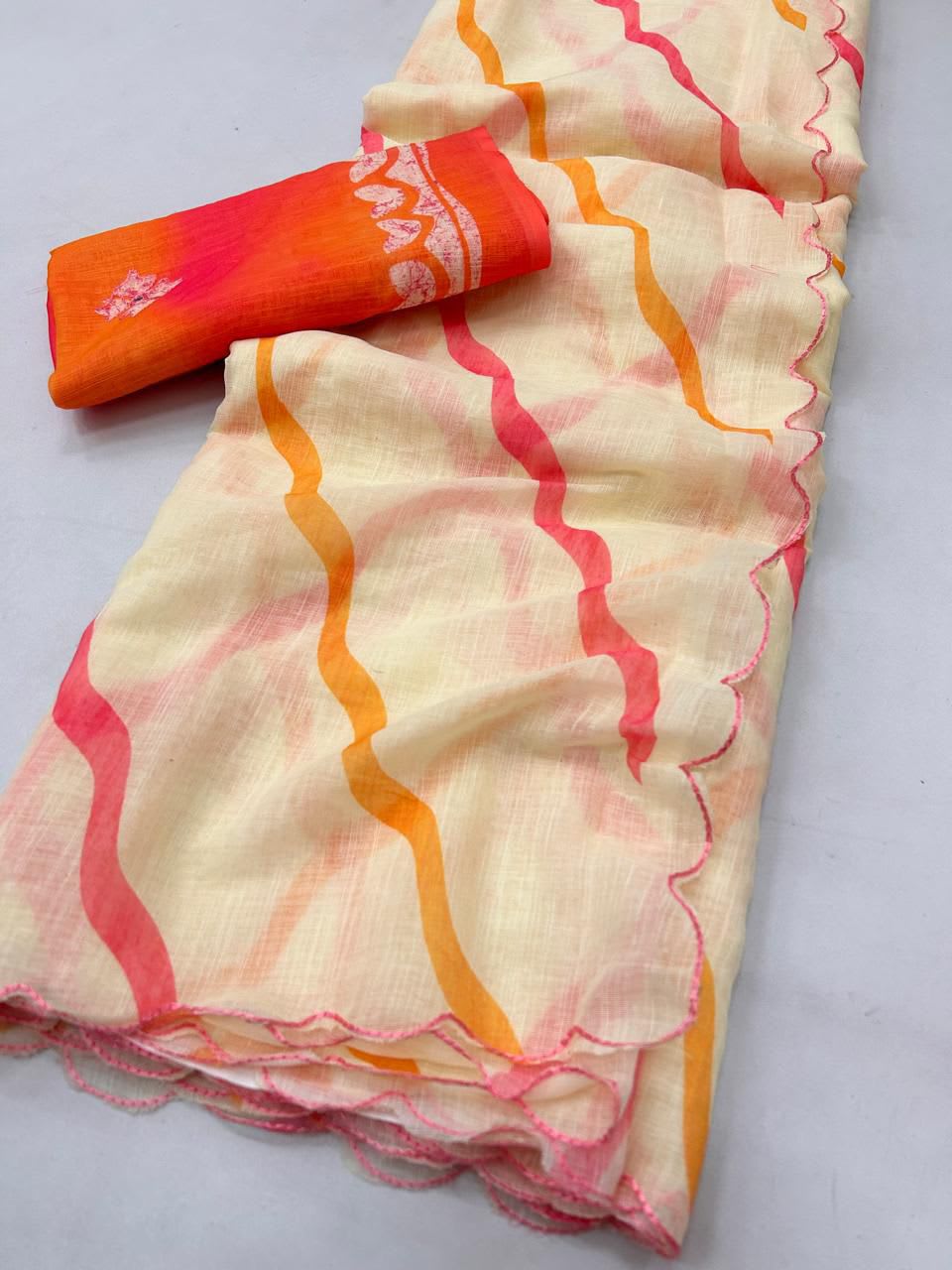 Soft Linen Cotton Digital Print Saree - View 4