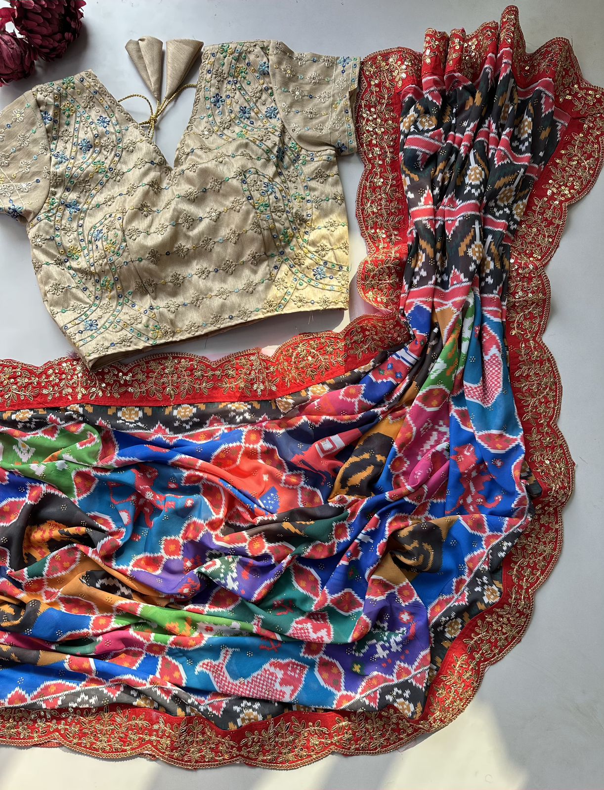 Bollywood Inspired Pure Patola Saree - View 5