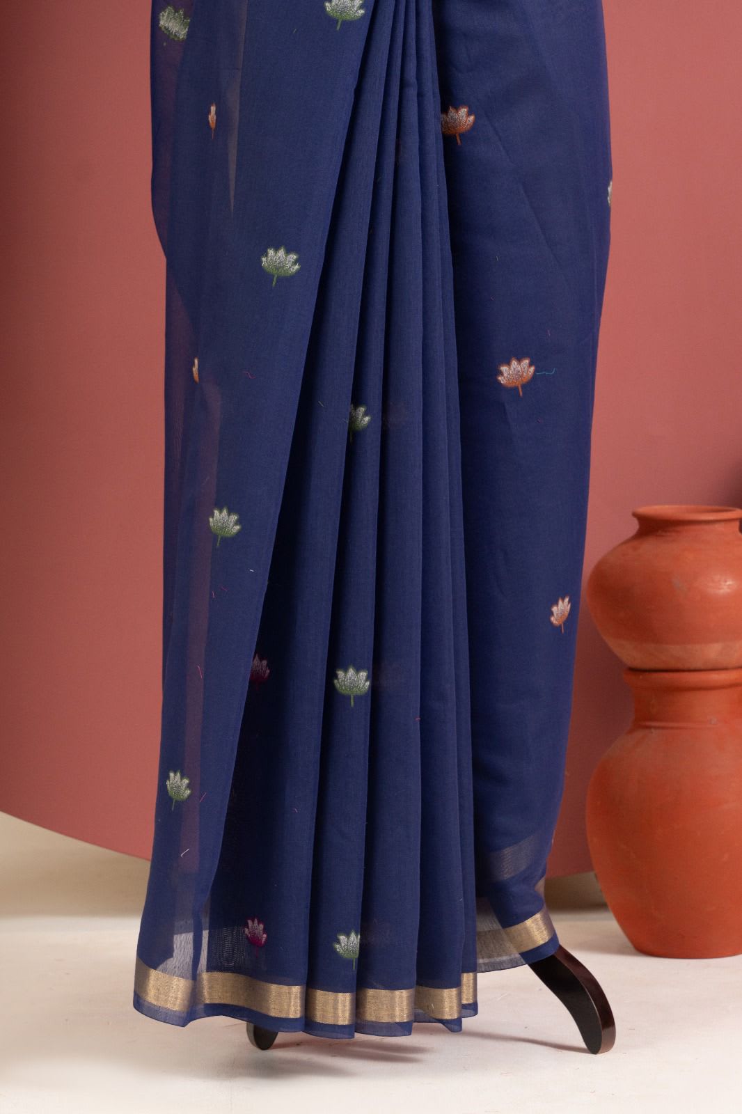 Premium Muga Cotton Pichwai Weaving Saree - View 4