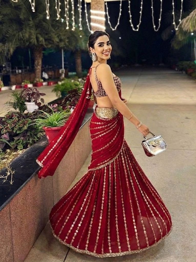 Ready-to-Wear Mirror Work Saree - View 2