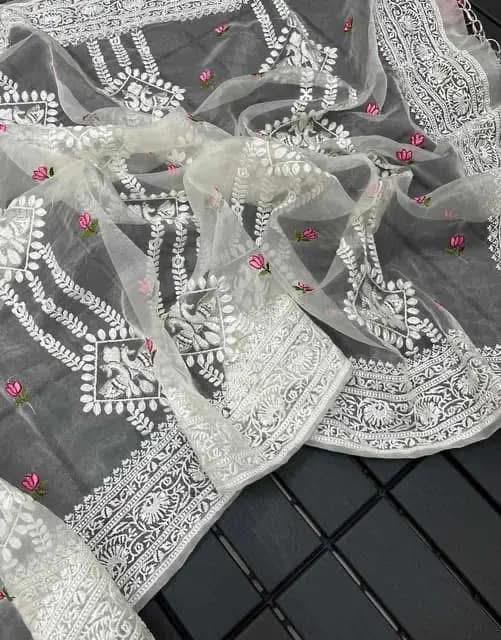 Pure Organza Silk Lucknowi Embroidered Saree - View 4