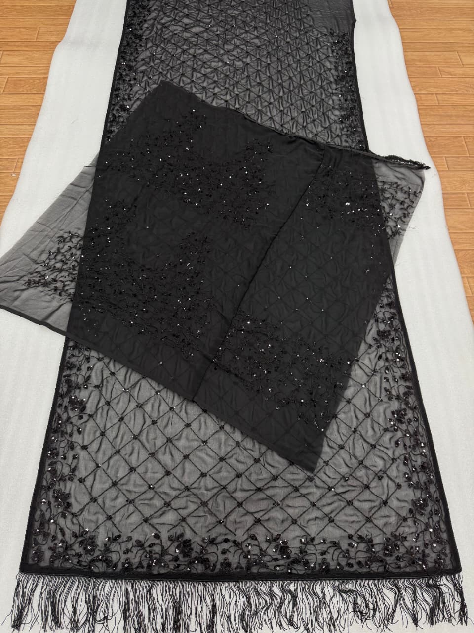 Bollywood Blockbuster Sequins Saree - View 6