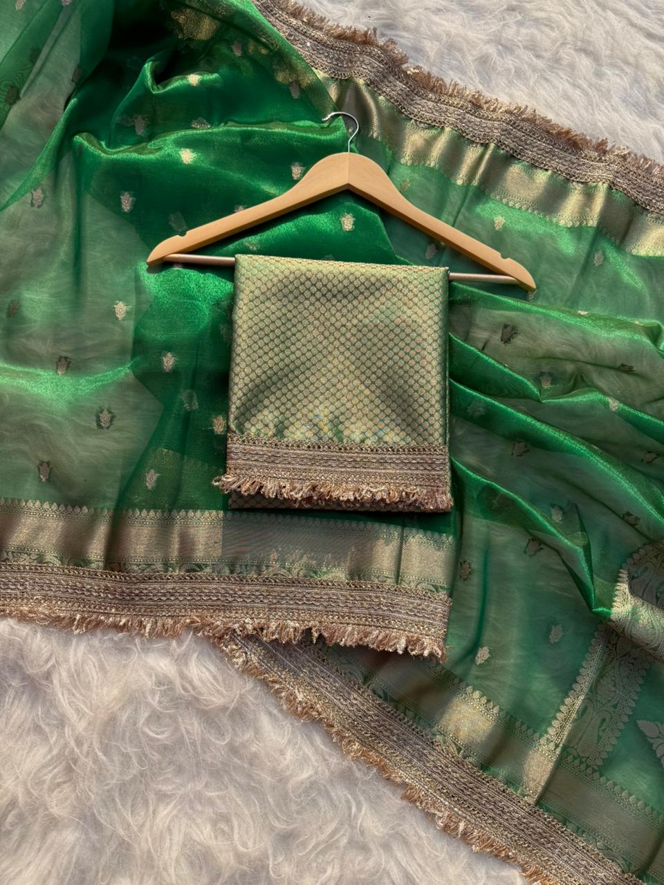 Premium Banarasi Zari Tissue Silk Saree - View 3