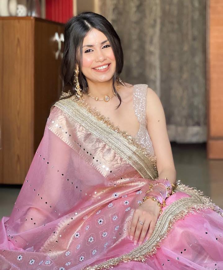 Banarasi Soft Glass Tissue Silk Mirror Work Saree - View 2