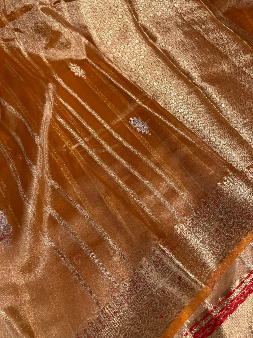Banarasi Tissue Silk Mina Butti Saree - View 3