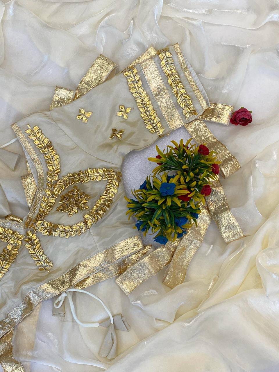 Moni Roy Inspired Aangi Blouse Saree – Premium Launch - View 5