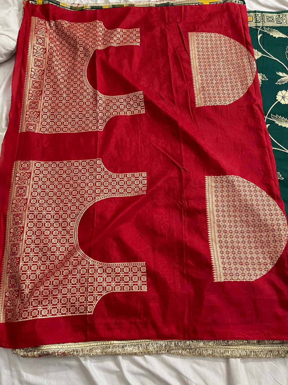 Dola Silk Meenakari Weaving Saree - View 3