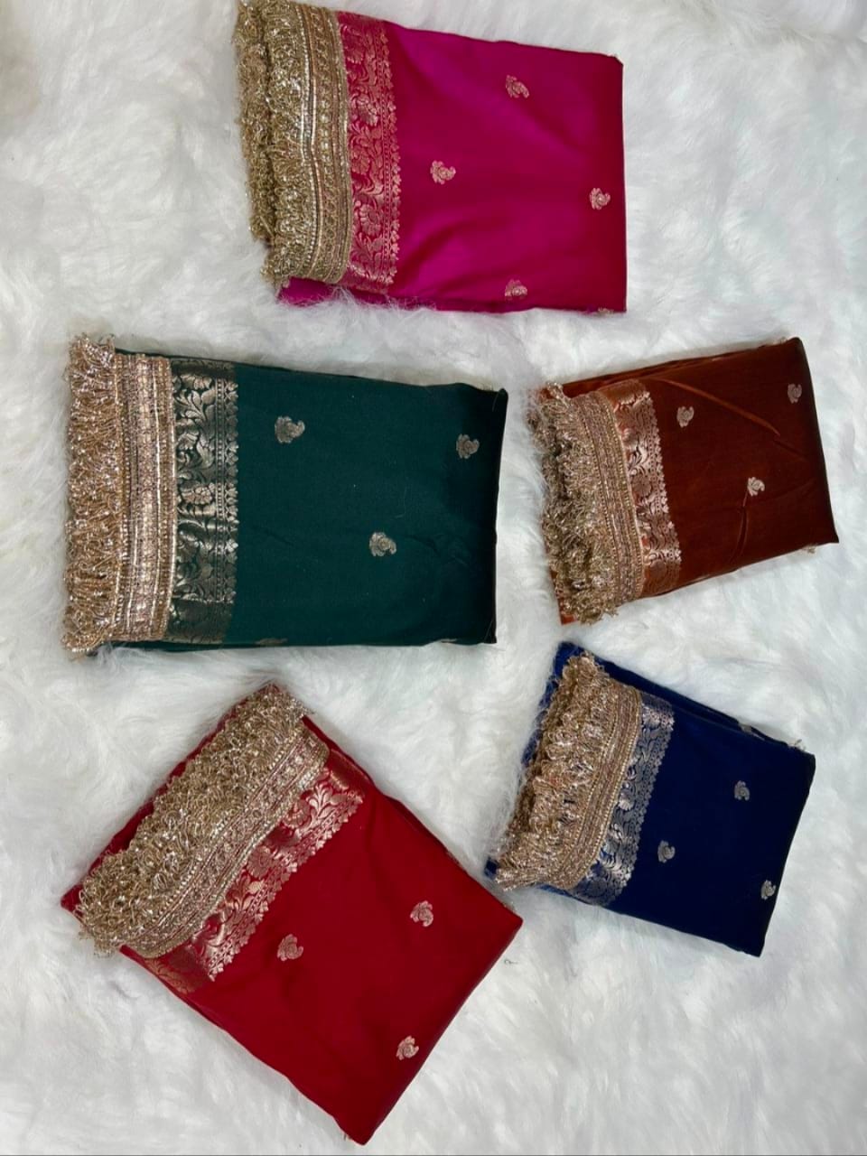 Royal Banarasi Soft Kataan Silk Saree – Rich Zari Weave Collection - View 5