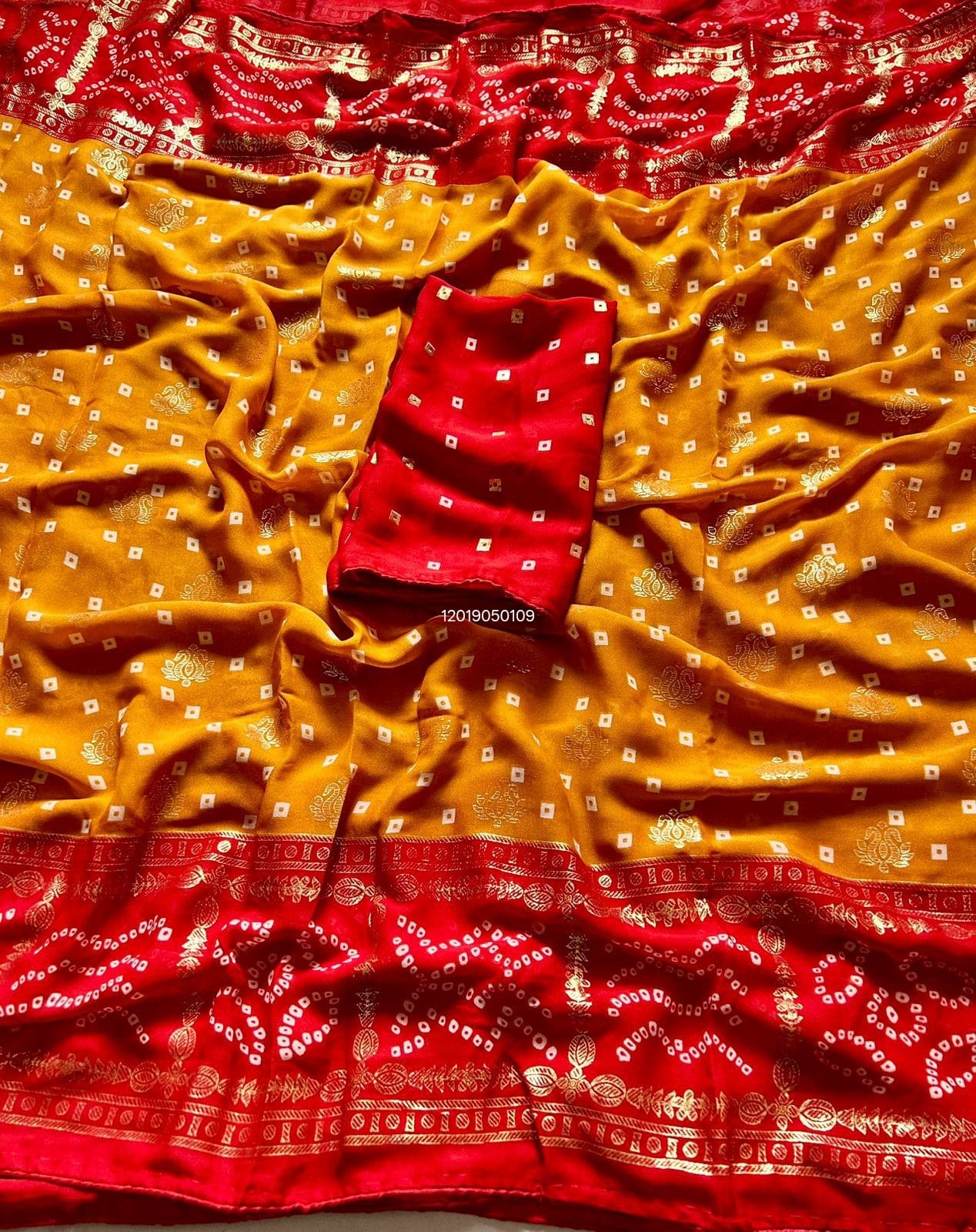 Trending Bandhani Saree with Blouse - View 3