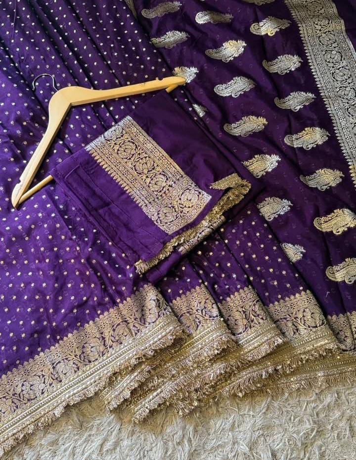 Banarasi Semi Kataan Silk Saree with Buti Weave – Classic Collection - View 4