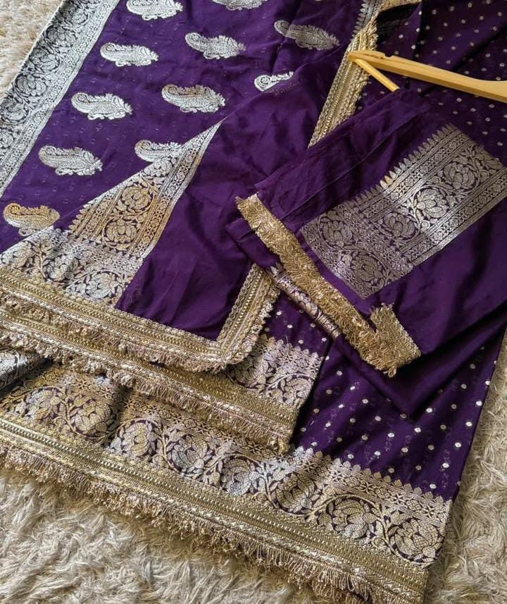 Banarasi Semi Kataan Silk Saree with Buti Weave – Classic Collection - View 5