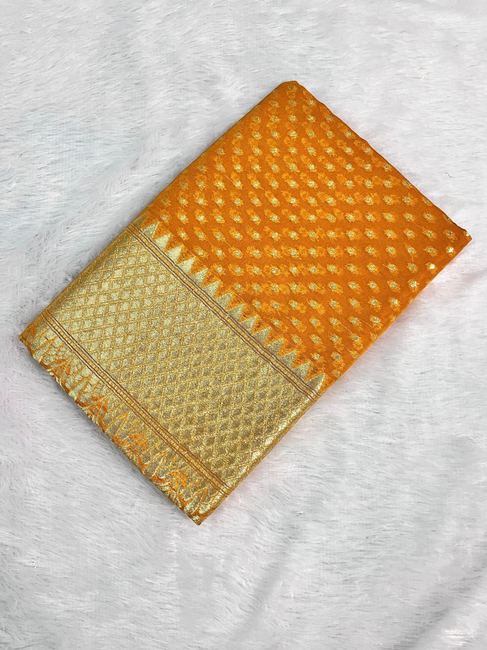 Banarasi Soft Semi Kataan Silk Saree - View 2