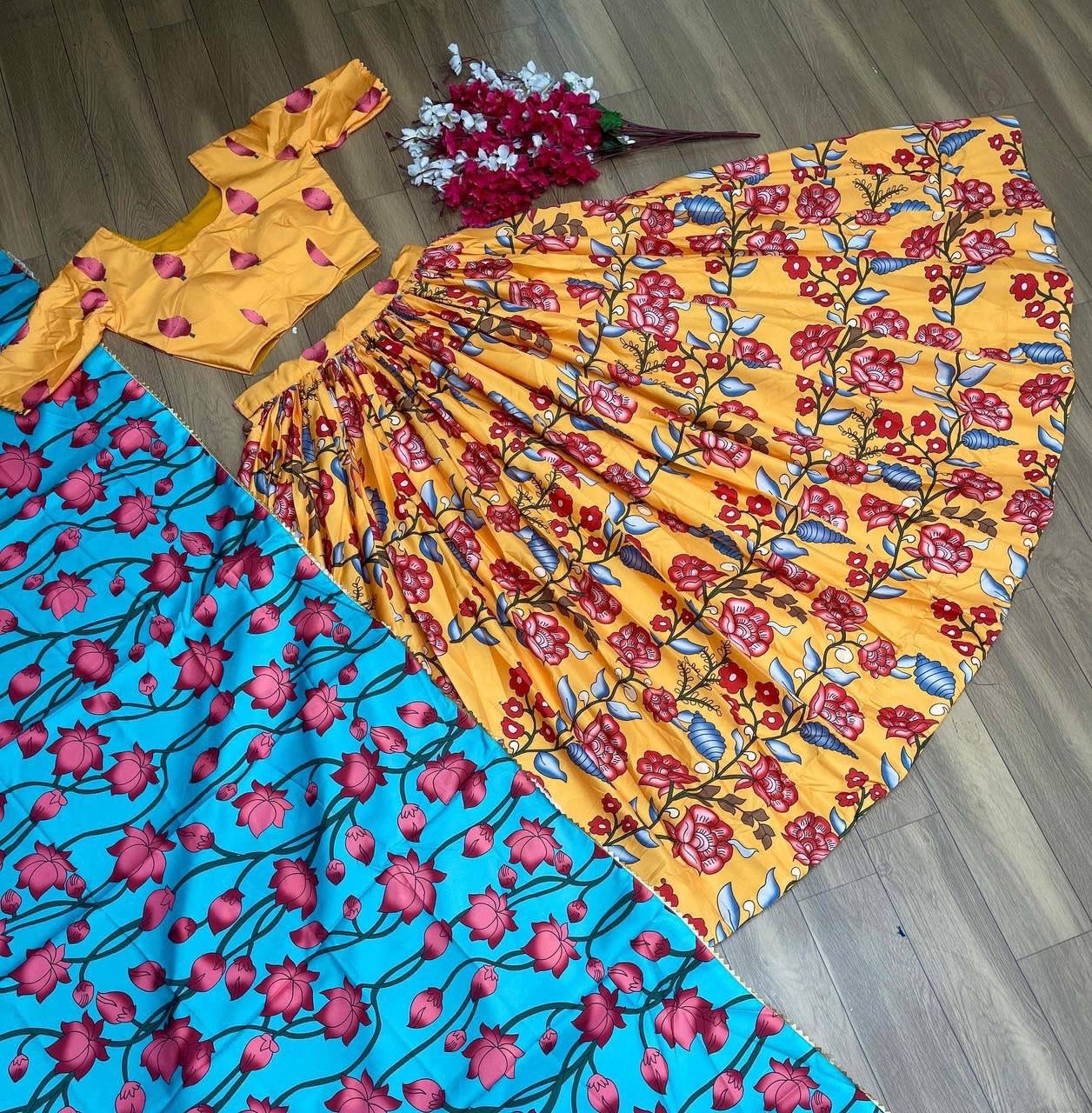 Kalamkari Print Lehenga Choli Set - View 4