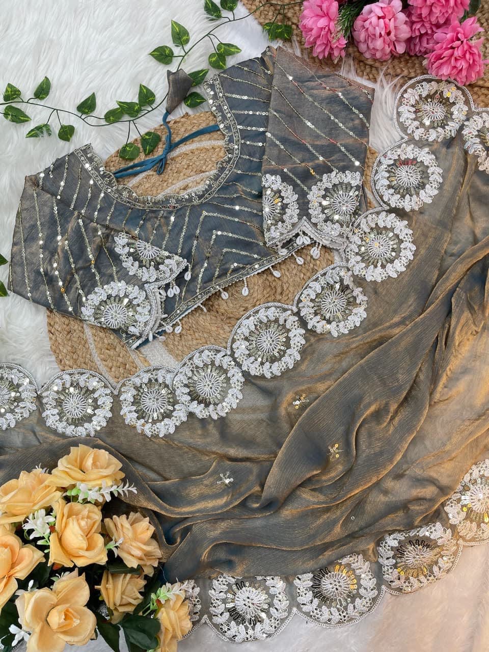 A Pure Soft Fendy Chiffon Two-Tone Saree (With Stitched Blouse) - View 3