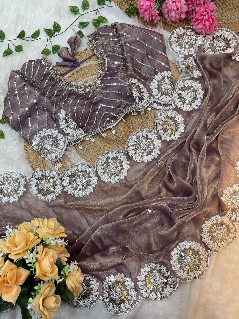 A Pure Soft Fendy Chiffon Two-Tone Saree (With Stitched Blouse) - View 7