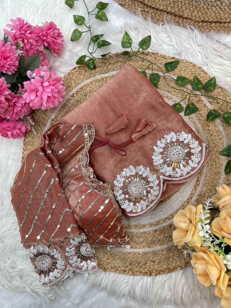 A Pure Soft Fendy Chiffon Two-Tone Saree (With Stitched Blouse) - View 10