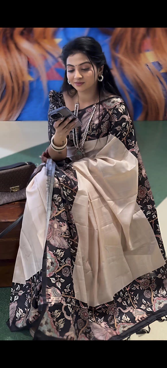 A Heavy Handloom Tussar Silk Saree with Gajraj Chitrakala Digital Print - View 2