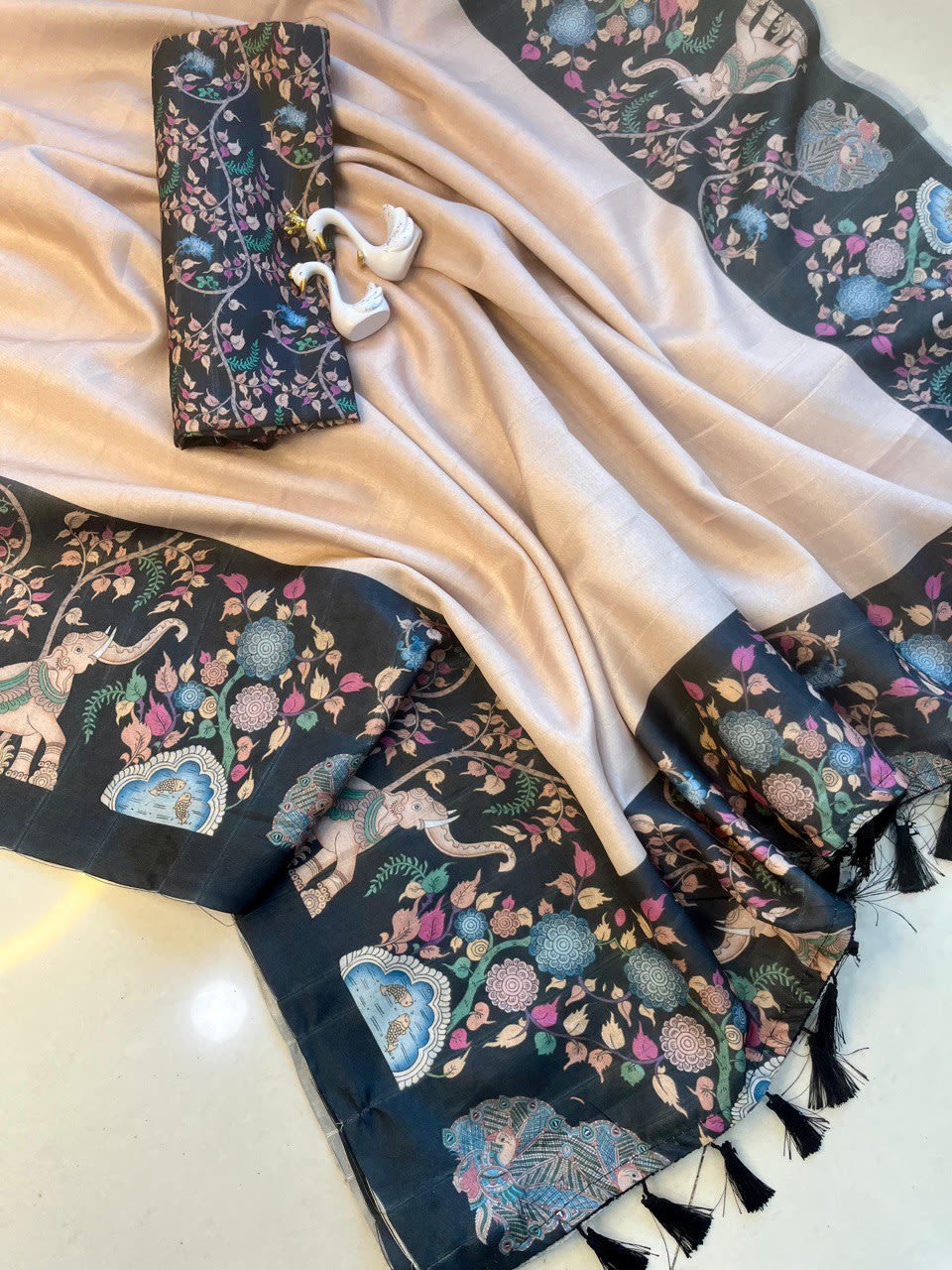 A Heavy Handloom Tussar Silk Saree with Gajraj Chitrakala Digital Print - View 3