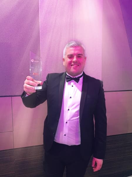 2A6DB9B1-6A54-437C-9603-057198040E4D