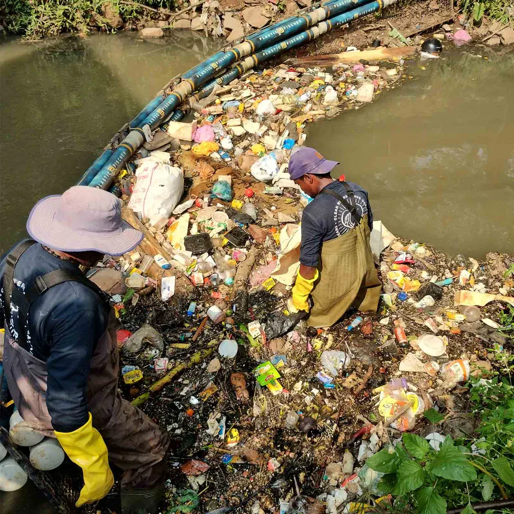 24-08 Waste Management 1