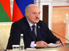 Лукашенко обменивается мнениями с российским президентом