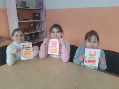 В Ерновском пункте книговыдачи в рамках творческого объединения «МастерОк» прошел мастер-класс под названием «Бумажное чудо»