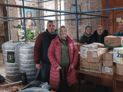 В храме Каширы собирают продукты и вещи для бойцов СВО