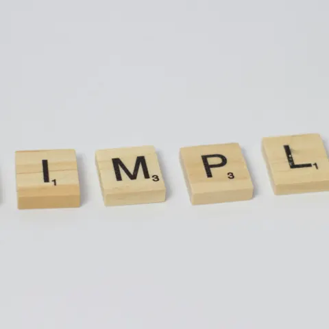 Wort „Simple“