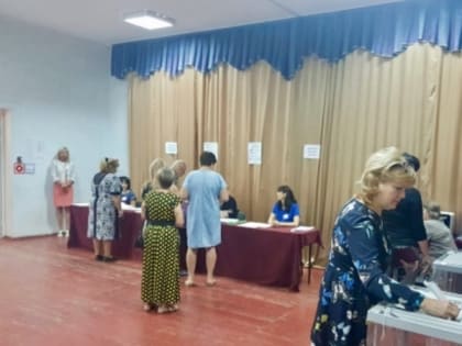 В Тбилисском районе открылись избирательные участки