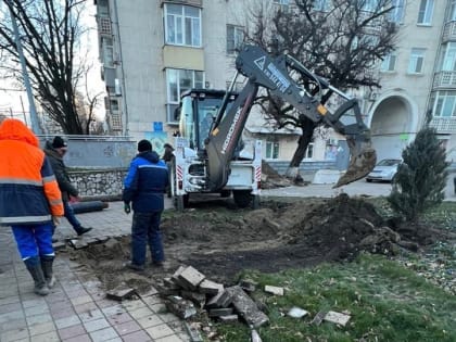 В Краснодаре из-за аварии на теплосетях закрыли подземный пешеходный переход через улицу Коммунаров