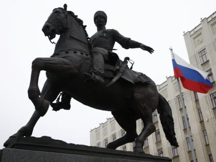 Более 5 тысяч обращений поступило на «Прямую линию» губернатора Кубани Вениамина Кондратьева