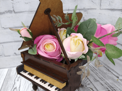 Мастерская «PREZENT_WOOD» на витрине самозанятых