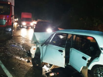 Три человека пострадали в ночном ДТП в Сочи