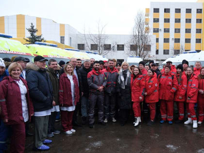 У новороссийской горбольницы №1 появилась еще одна современная машина скорой помощи