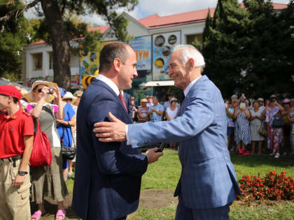 Геленджикская «Аллея звезд» пополнилась новыми именами