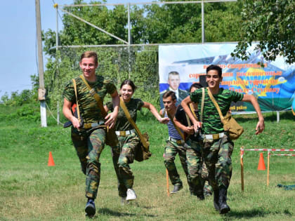 Памяти павших будем достойны!