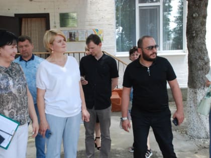 Районные депутаты готовятся к выездной сессии