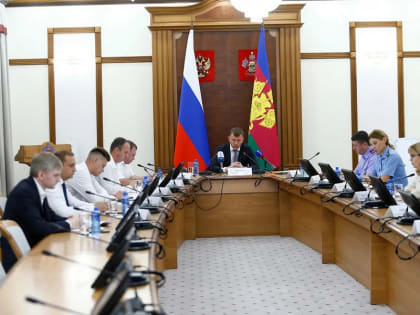 В Краснодаре обсудили проблему ям на дорогах